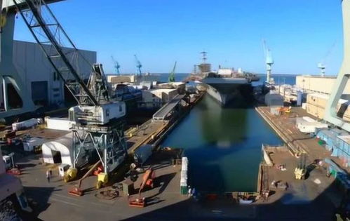 辽宁舰大修 为何入坞10个月仍未下水？