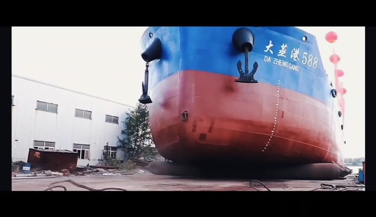 船舶气囊工艺显威力，大蒸港两船同日顺利吉水
